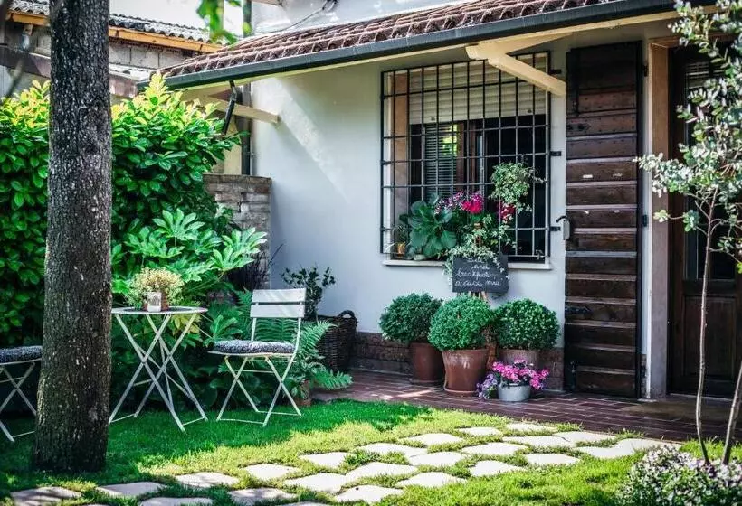 Aamiaismajoitus (B&B) A Casa Mia
