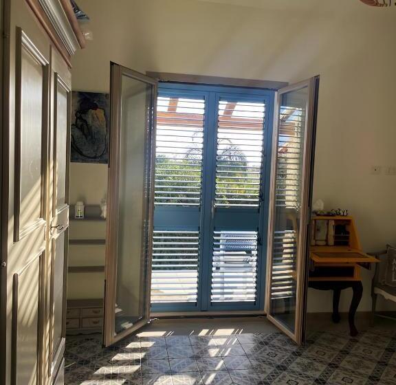 مبيت وإفطار Farfalla Blu