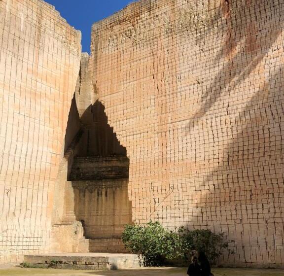 Hotelli 3a Ease Of Living