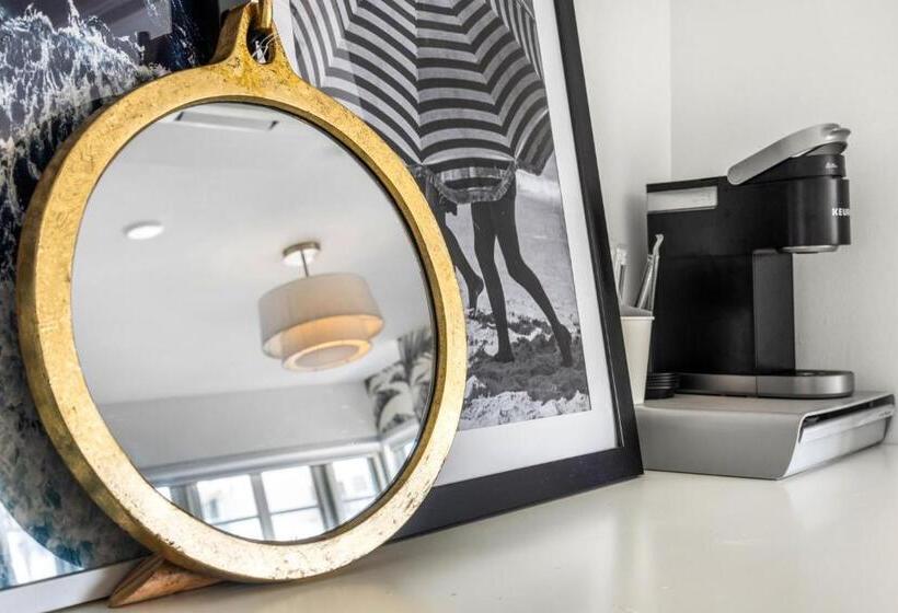 هتل Luxuri Suites 218 In Miami Beach