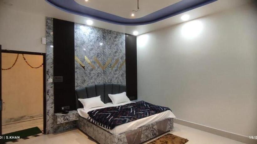 בית מלון כפרי Oyo Aryan