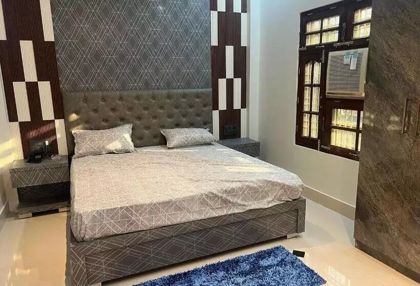 Hotelli Oyo Aryan