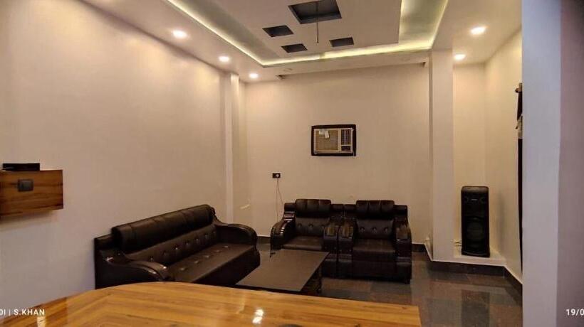 בית מלון כפרי Oyo Aryan