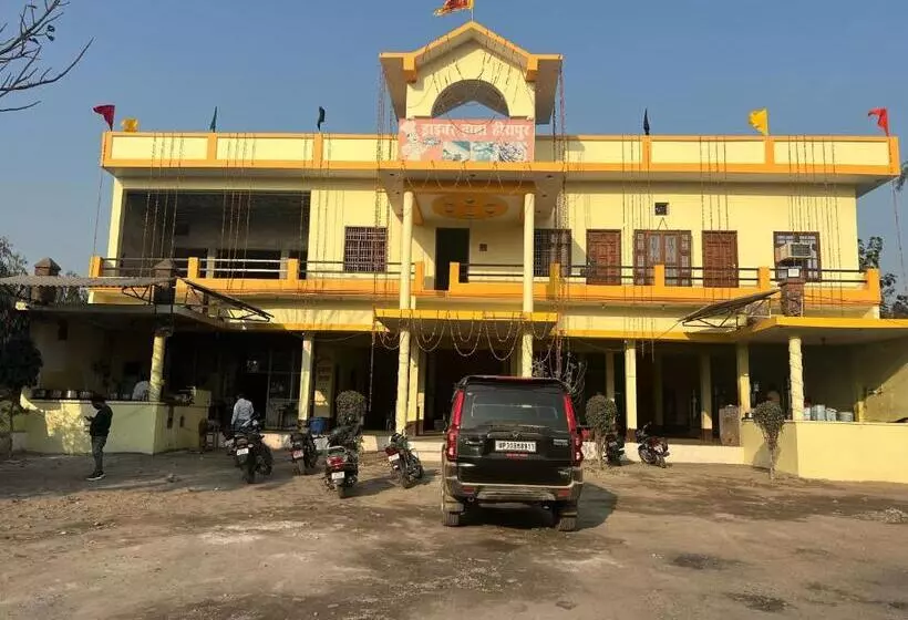 Hotelli Oyo Aryan