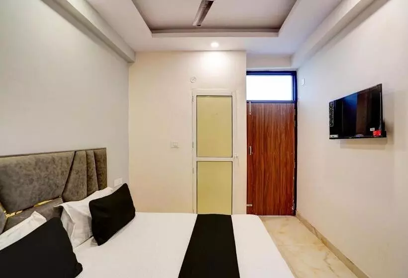 ホテル Oyo Sonu Residency