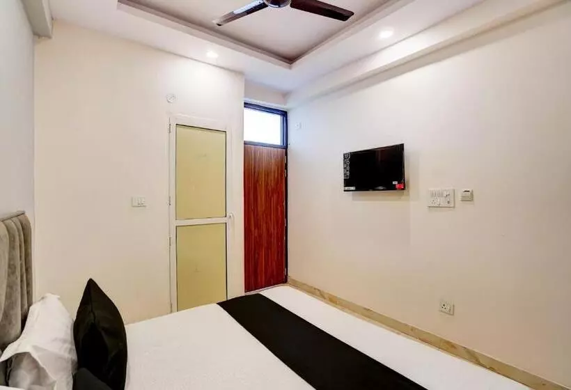 ホテル Oyo Sonu Residency