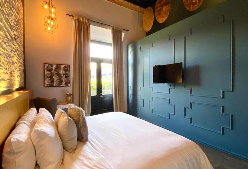 هتل Plaza D Armas