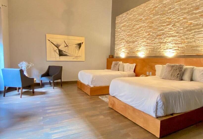 هتل Plaza D Armas