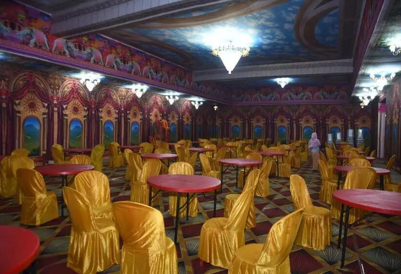 Hotel Virat Palace