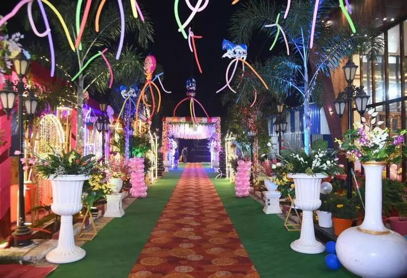 Hotel Virat Palace