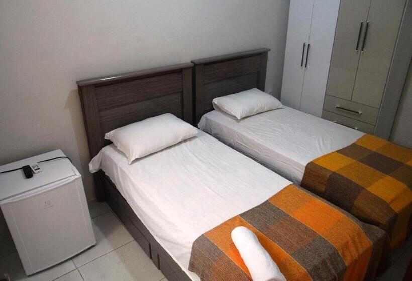 הוסטל Pousada Vó Otília