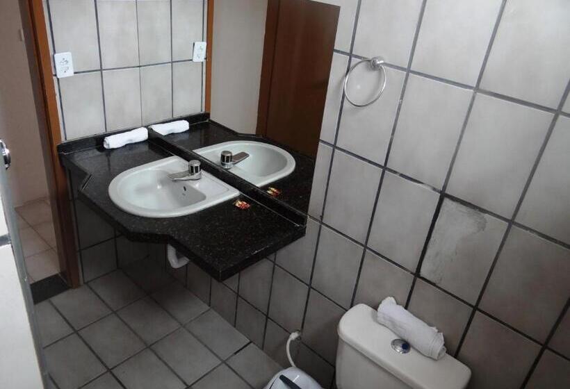 הוסטל Pousada Vó Otília