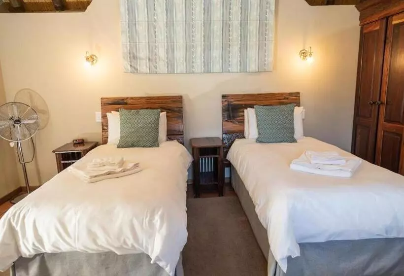 ペンション La La Nathi Country Guesthouse