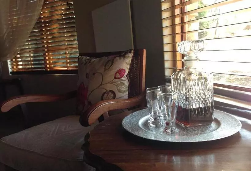ペンション La La Nathi Country Guesthouse