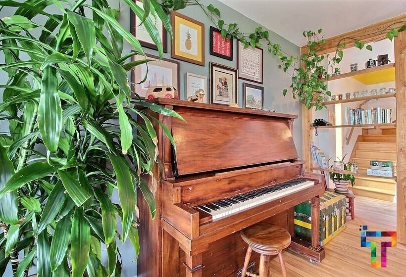 مبيت وإفطار Almatoit