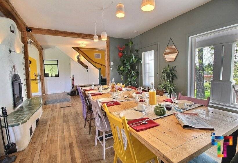 مبيت وإفطار Almatoit