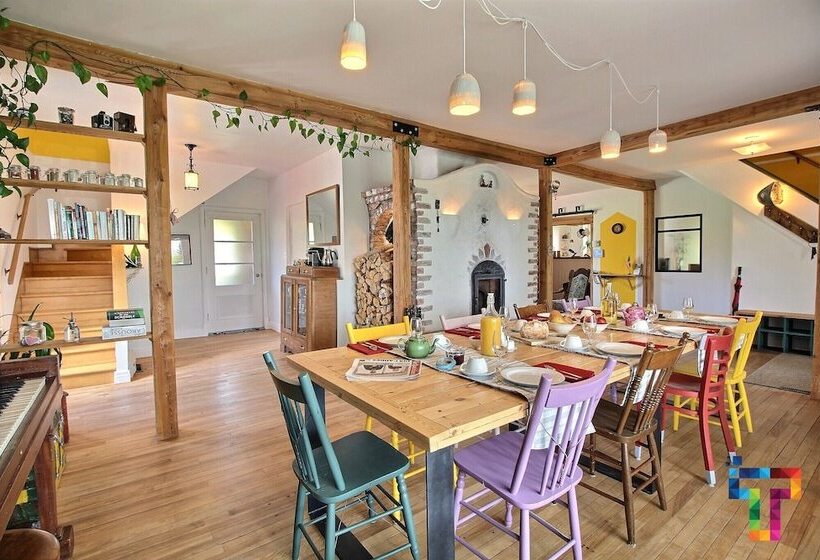 مبيت وإفطار Almatoit