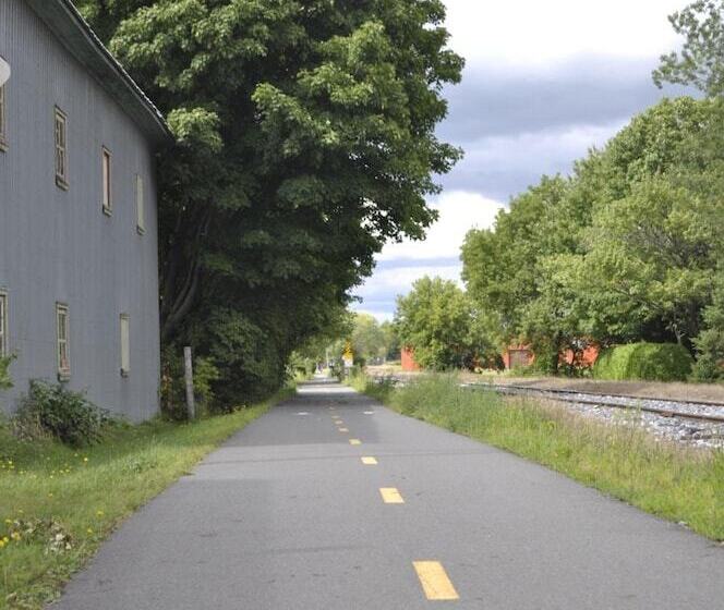 مبيت وإفطار Gîte Le Roupillon En Beauce