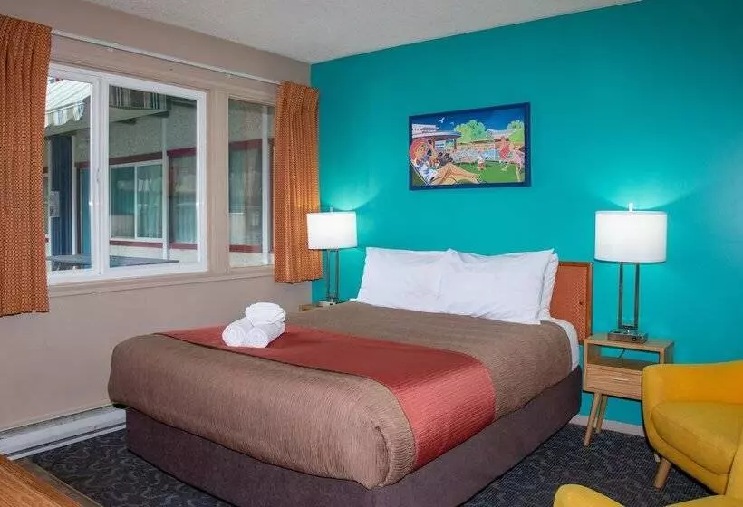 Bowmont Motel