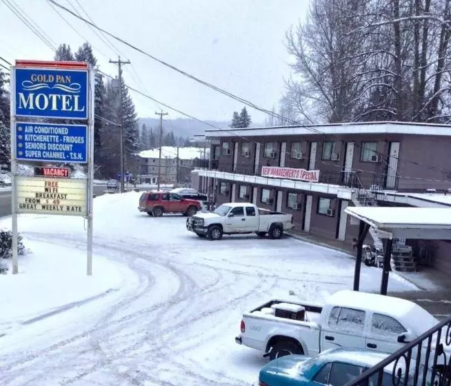 Gold Pan Motel