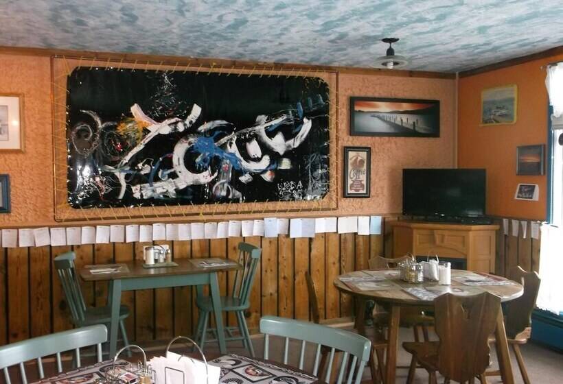 Haileybury Beach Motel