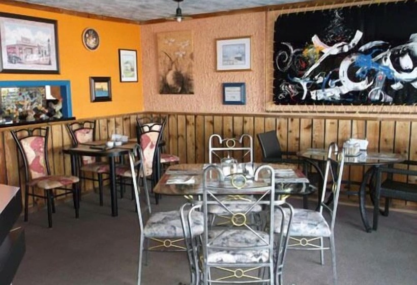 Haileybury Beach Motel