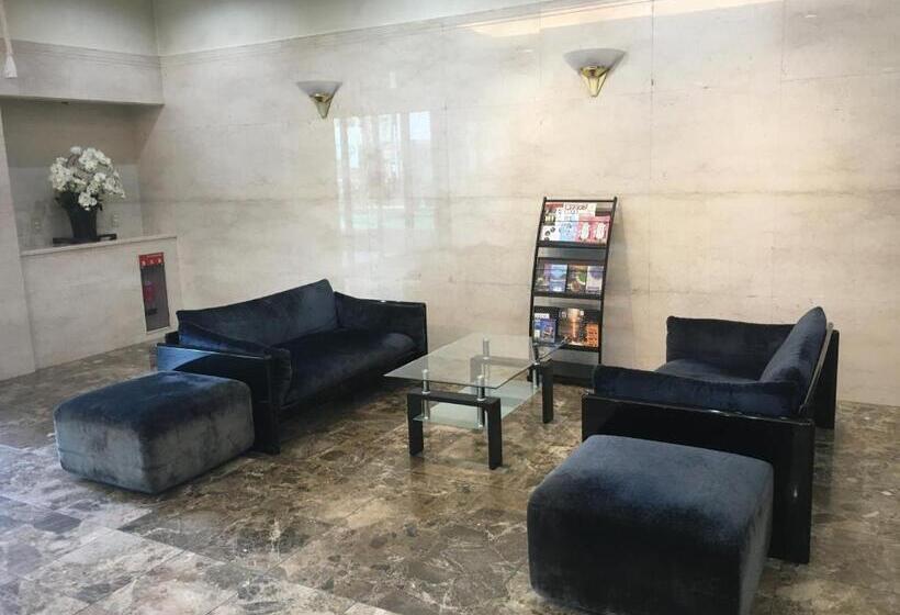 בית מלון כפרי Quincy S Inn Toyohashi