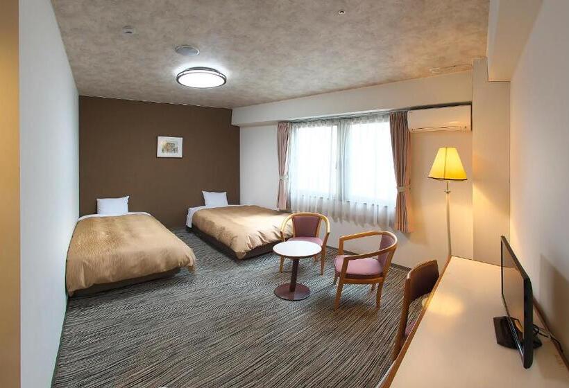 בית מלון כפרי Quincy S Inn Toyohashi