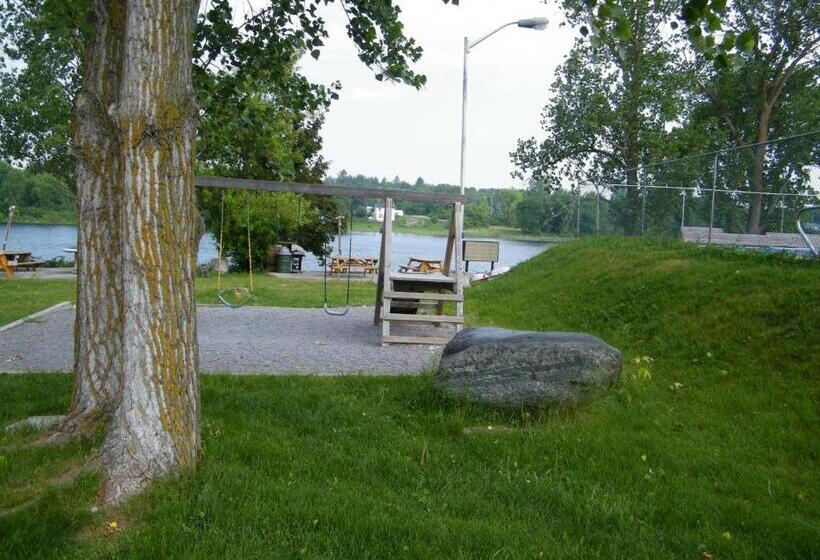 Мотель Campbellford River Inn