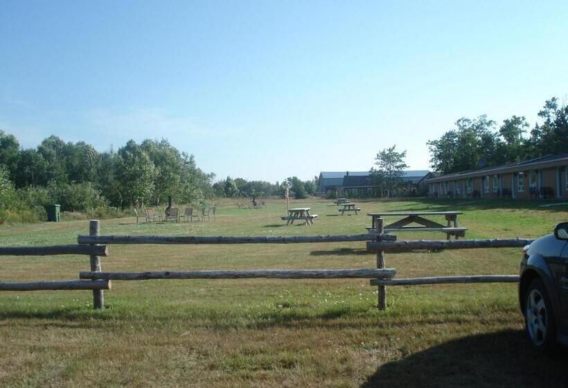 Motel La Maison De Travers