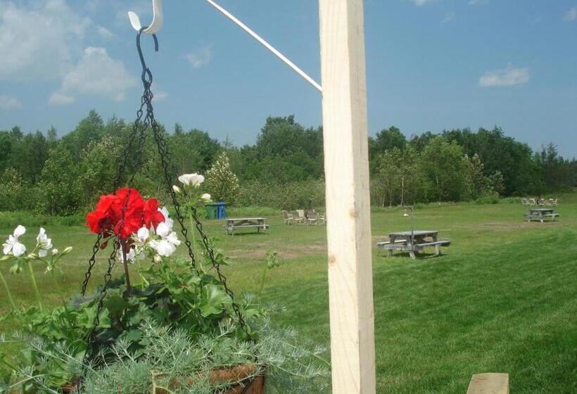 Motel La Maison De Travers