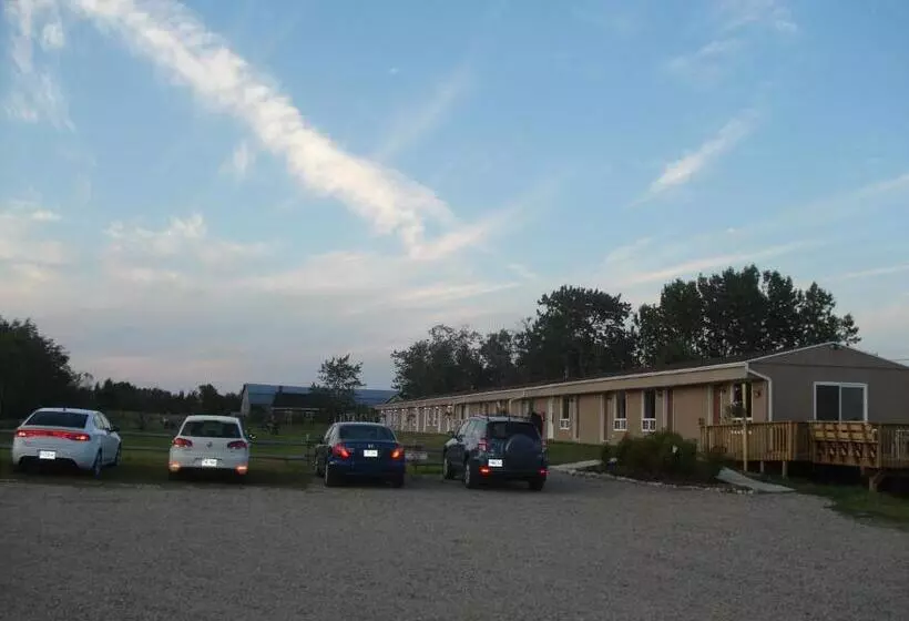 Motel La Maison De Travers