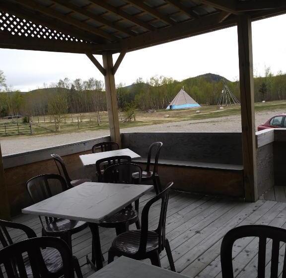 Motel La Maison De Travers