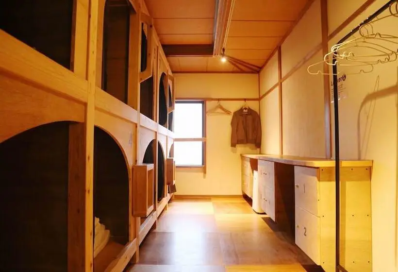 Y Pub & Hostel Tottori