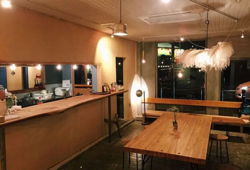 Y Pub & Hostel Tottori