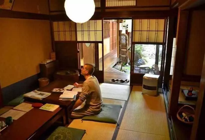 ベッドアンドブレックファースト Guesthouse Kingyoya