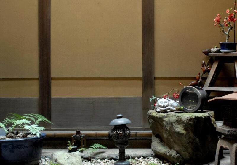 민박 Guesthouse Kingyoya