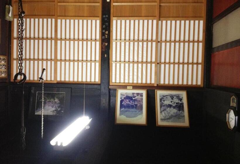 צימר Minshuku Yomoshirou