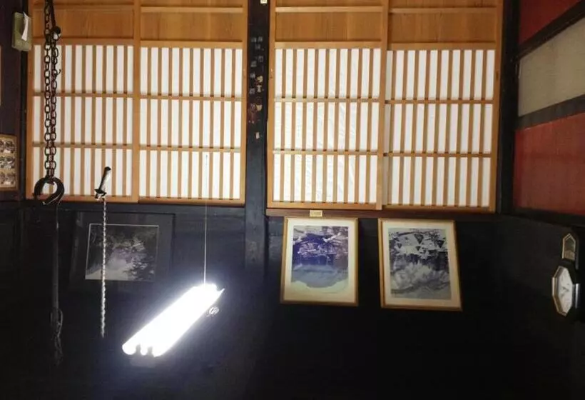 ベッドアンドブレックファースト Minshuku Yomoshirou