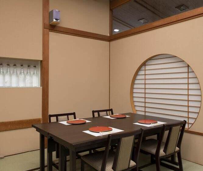 ריוקאן Shosenkaku Kagetsu