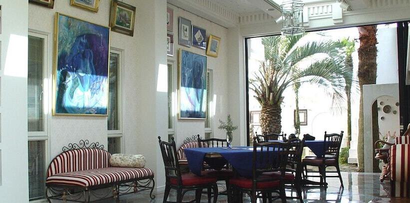 Arabianart Hotel & Gallery