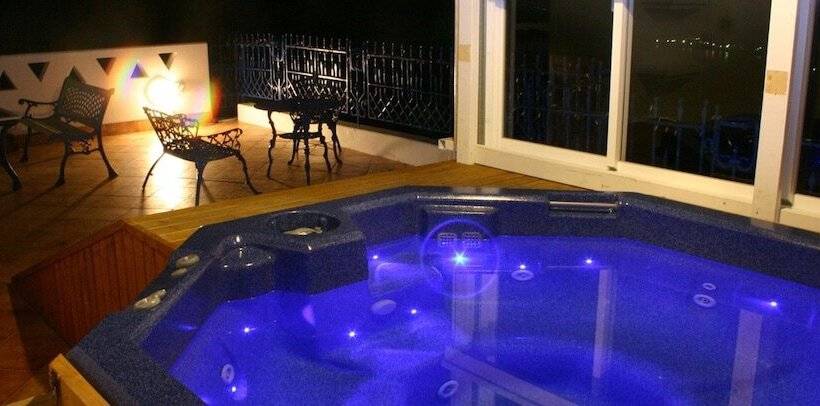 Arabianart Hotel & Gallery