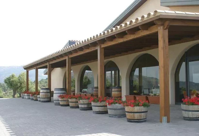هتل Buil & Gine Wine