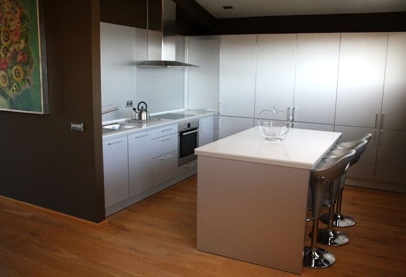 酒店 Buil & Gine Wine