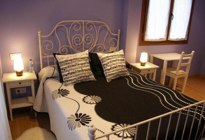 Отель Mendi Alai