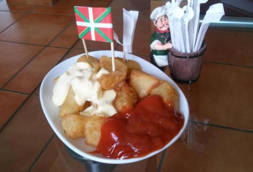 Отель Mendi Alai