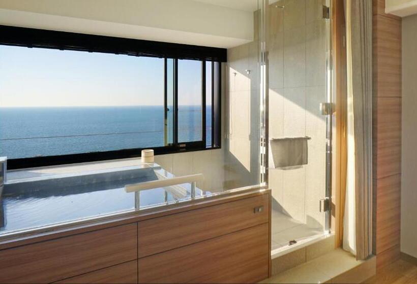 בית מלון כפרי Nanki Shirahama Marriott