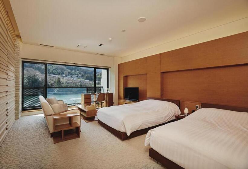 בית מלון כפרי River Retreat Garaku