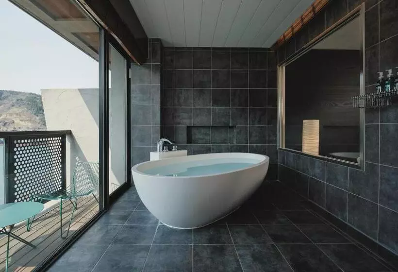 Hotelli River Retreat Garaku