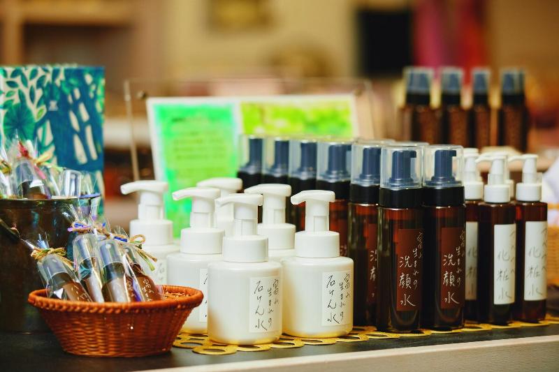 בית מלון כפרי River Retreat Garaku